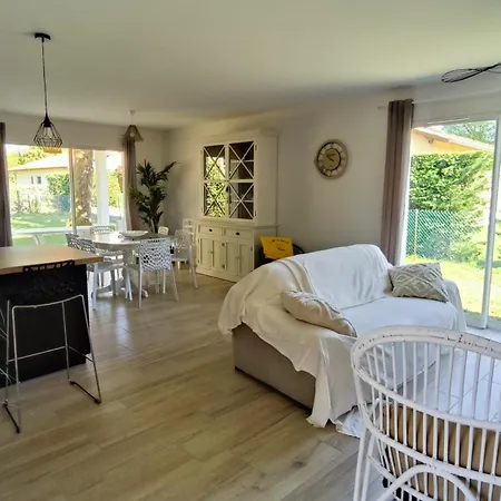 Prázdninový dům La Des Verdiers Standing 6 Personnes